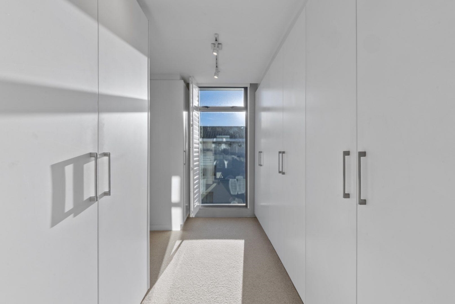 2 Bedroom Property for Sale in Green Point Western Cape